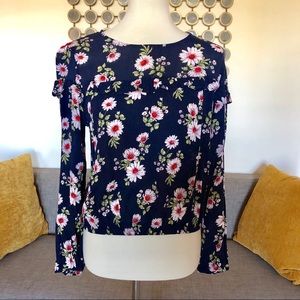 Floral ruffle top